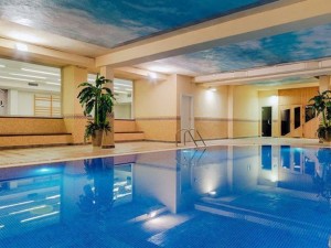 7 Hoteles con piscina cubierta en la Costa Dorada